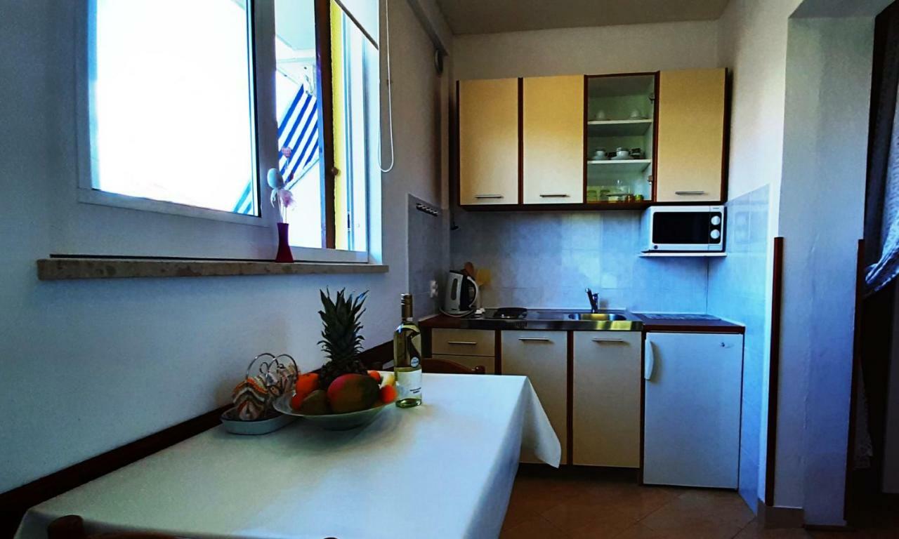 Paradise Beach Apartments Rovinj Exteriör bild